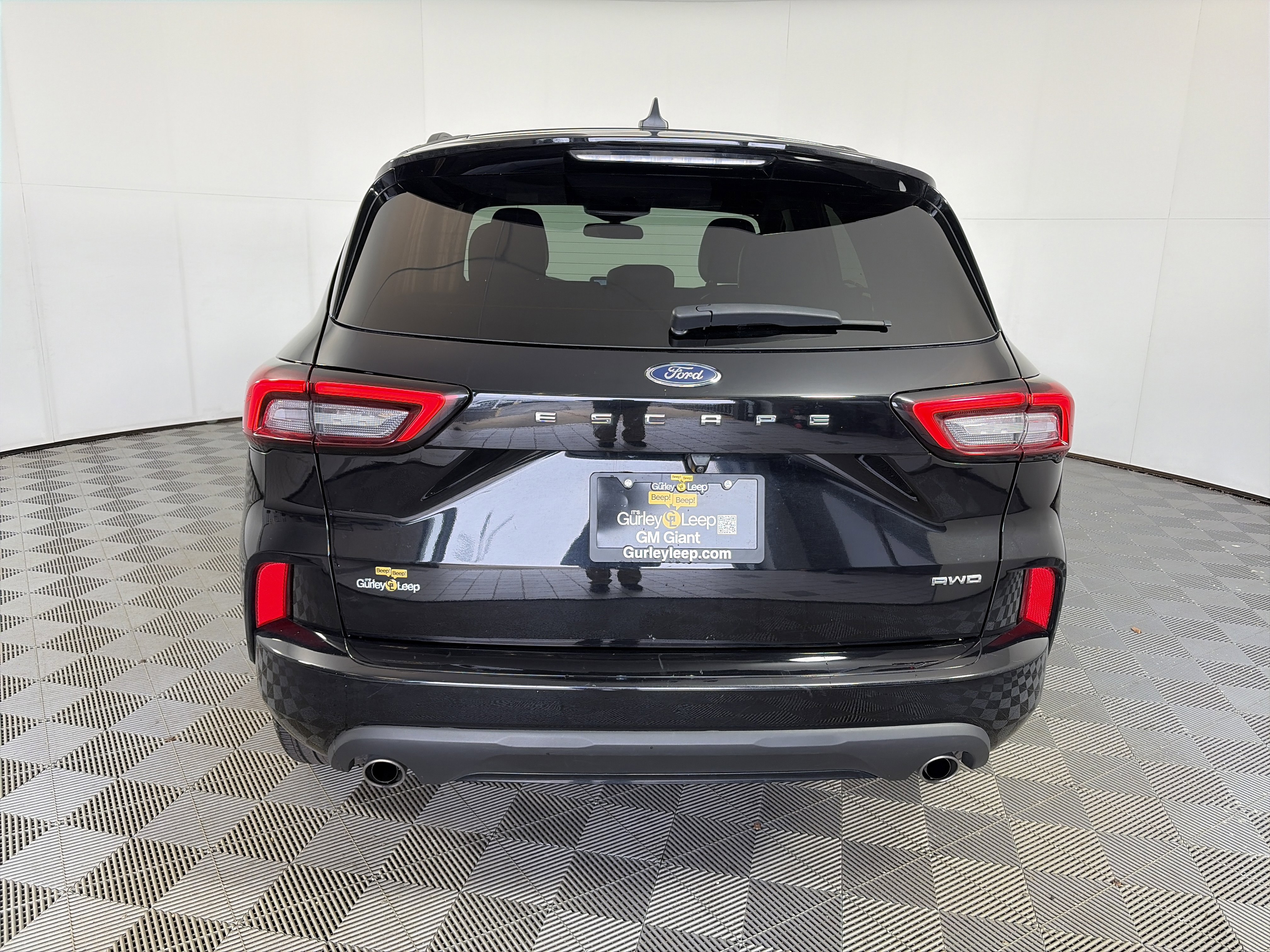 Used 2024 Ford Escape ST-Line image 9