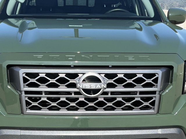 Used 2024 Nissan Frontier SV w/ SV Convenience Package image 31