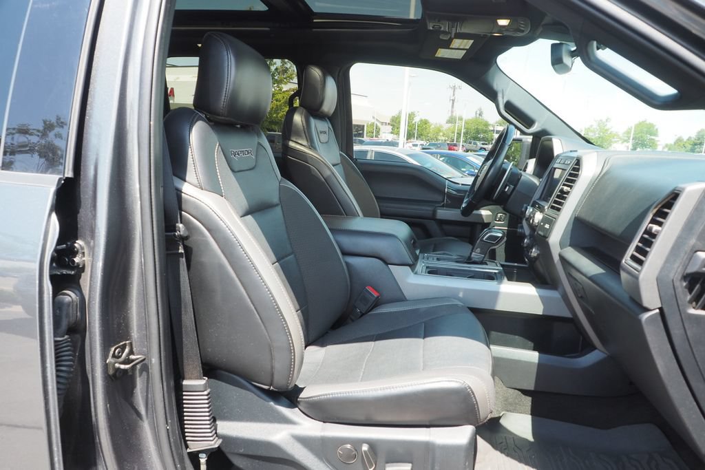 Used 2020 Ford F150 Raptor w/ Equipment Group 802A Luxury AWD/4WD image 22