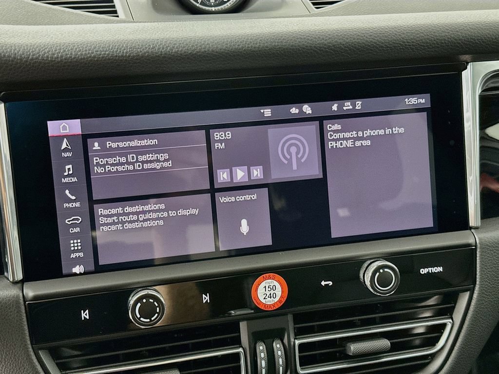 New 2026 Porsche Macan AWD/4WD image 15
