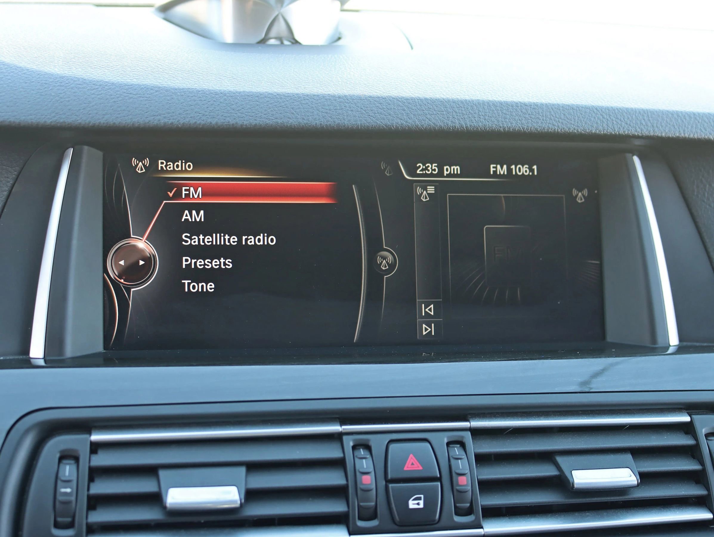 Used 2015 BMW M5 Sedan 4D image 27