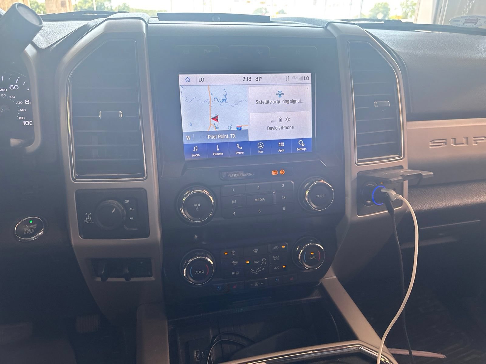Used 2020 Ford F250 Lariat w/ Lariat Ultimate Package AWD/4WD image 9
