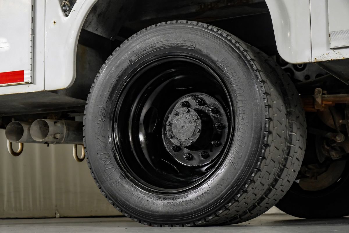 Used 2012 Ford F550 2WD Regular Cab Super Duty w/ Payload Upgrade Pkg image 43