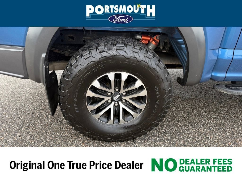 Certified 2019 Ford F150 Raptor w/ Equipment Group 802A Luxury image 31