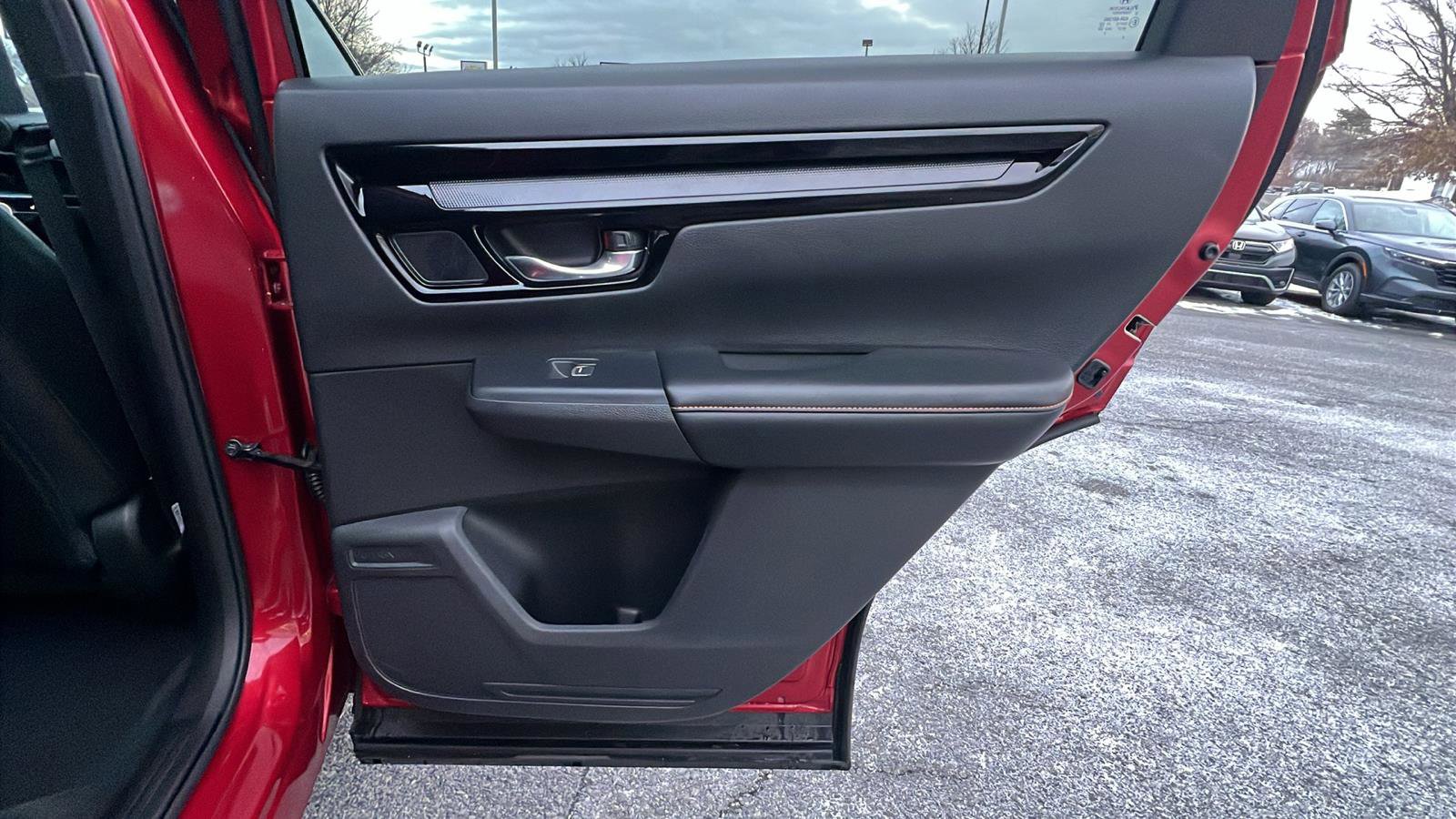 Used 2023 Honda CR-V Sport Touring image 14