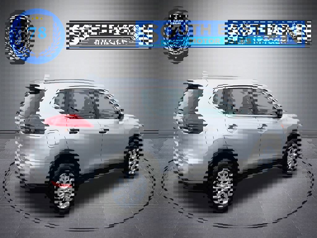 Used 2017 Nissan Rogue S image 7