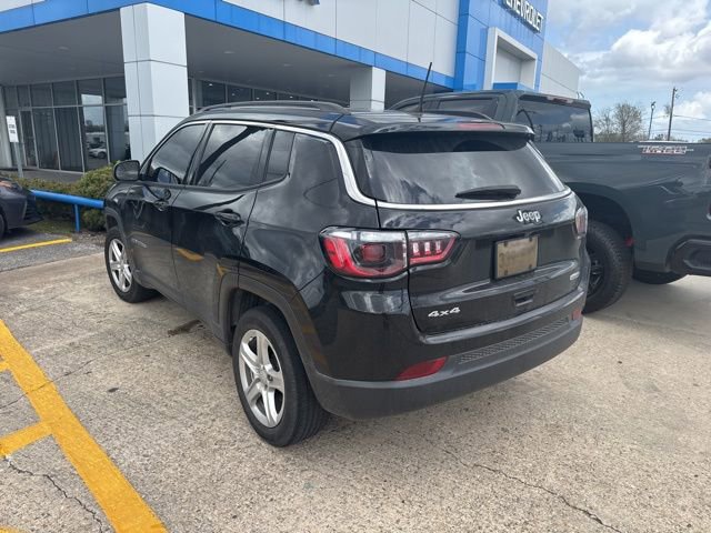 Used 2023 Jeep Compass Latitude image 4