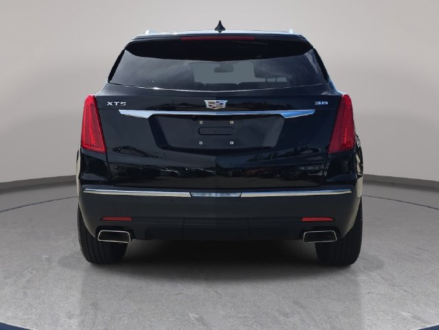 Used 2017 Cadillac XT5 Luxury w/ Driver Awareness Package FWD image 7