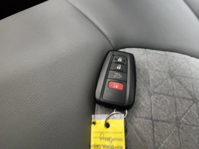 Used 2022 Toyota Highlander Bronze Edition image 39