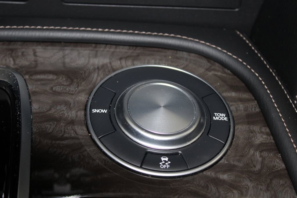 Used 2024 Nissan Armada Platinum w/ Captain's Chairs Package image 47