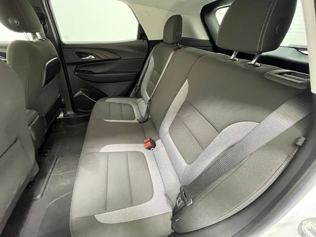 Used 2023 Chevrolet TrailBlazer LT FWD image 11