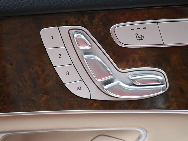 Used 2017 Mercedes-Benz GLC 300 4MATIC image 20