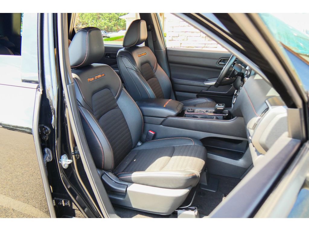 Used 2023 Nissan Pathfinder Rock Creek AWD/4WD image 14