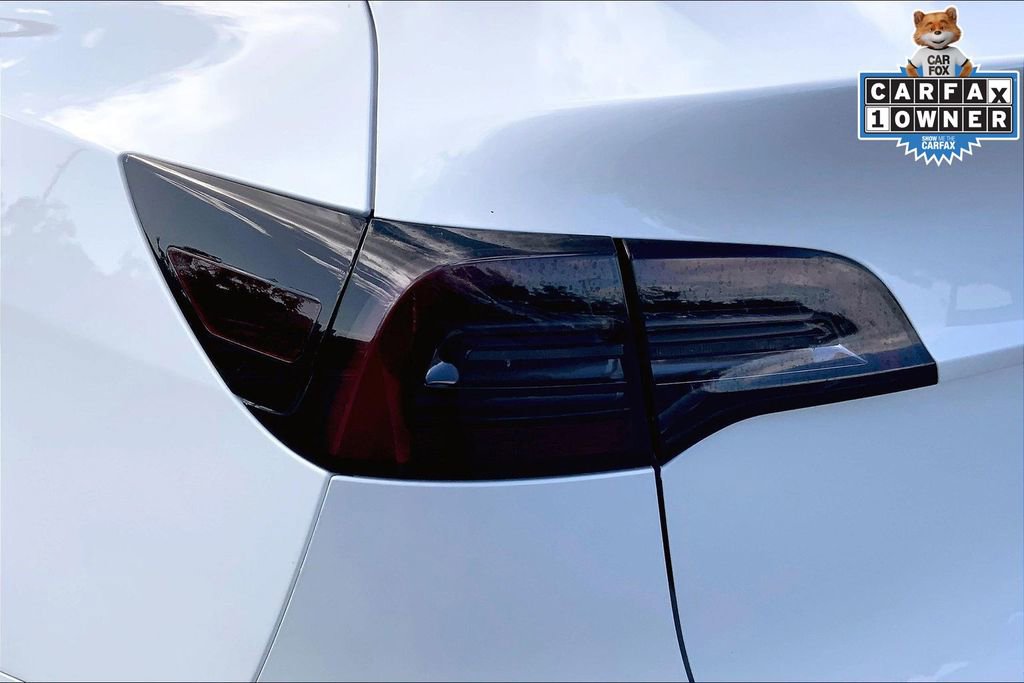 Used 2023 Tesla Model Y Performance image 27