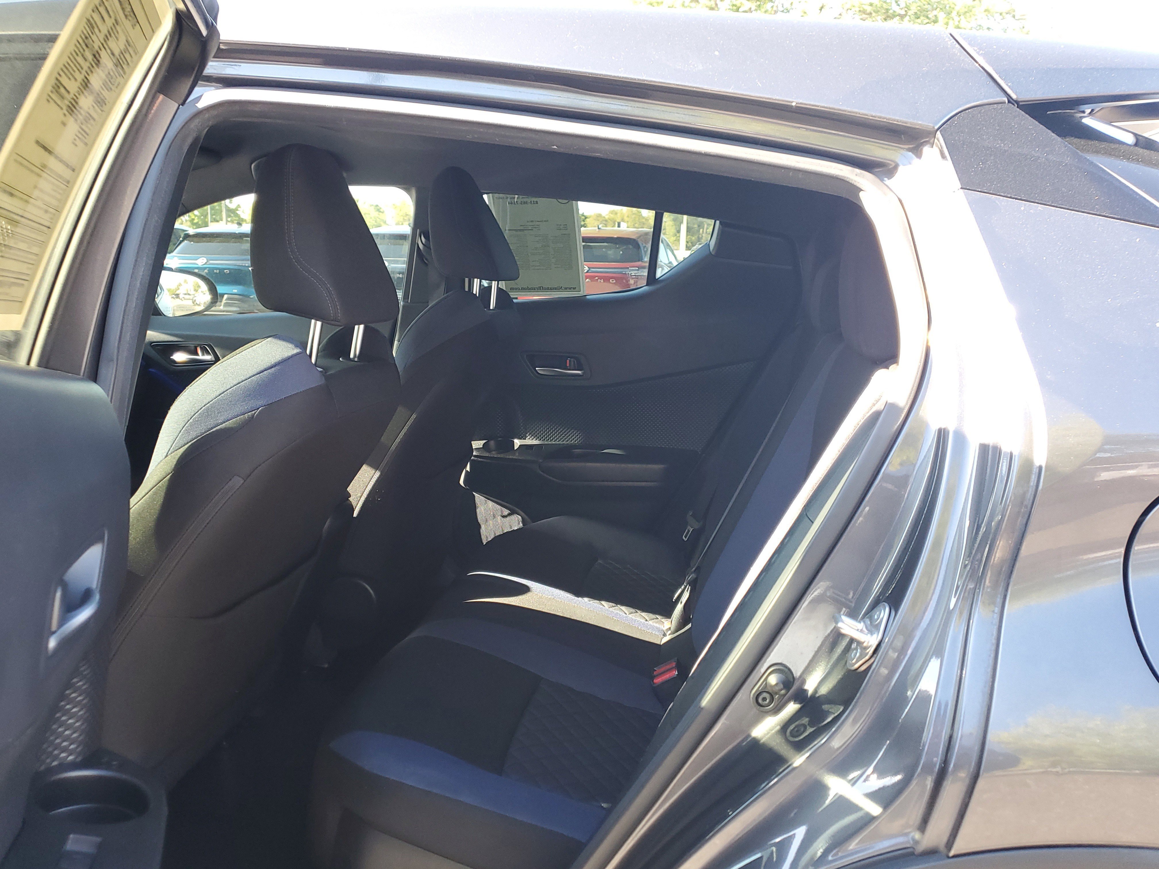 Used 2020 Toyota C-HR XLE image 11