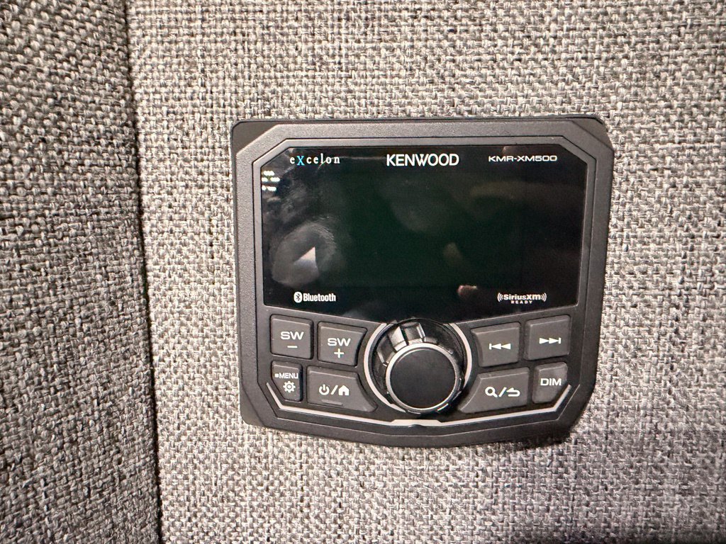 Used 2022 Mercedes-Benz Sprinter 2500 image 15
