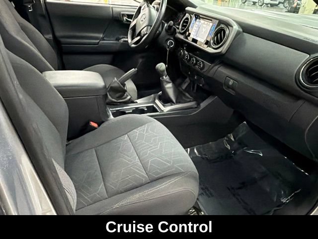 Certified 2017 Toyota Tacoma TRD Sport w/ Tow Package AWD/4WD image 9