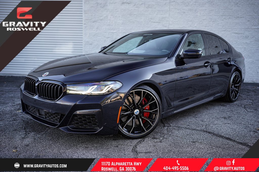 Used 2023 BMW M550i xDrive w/ Dynamic Handling Package video 1