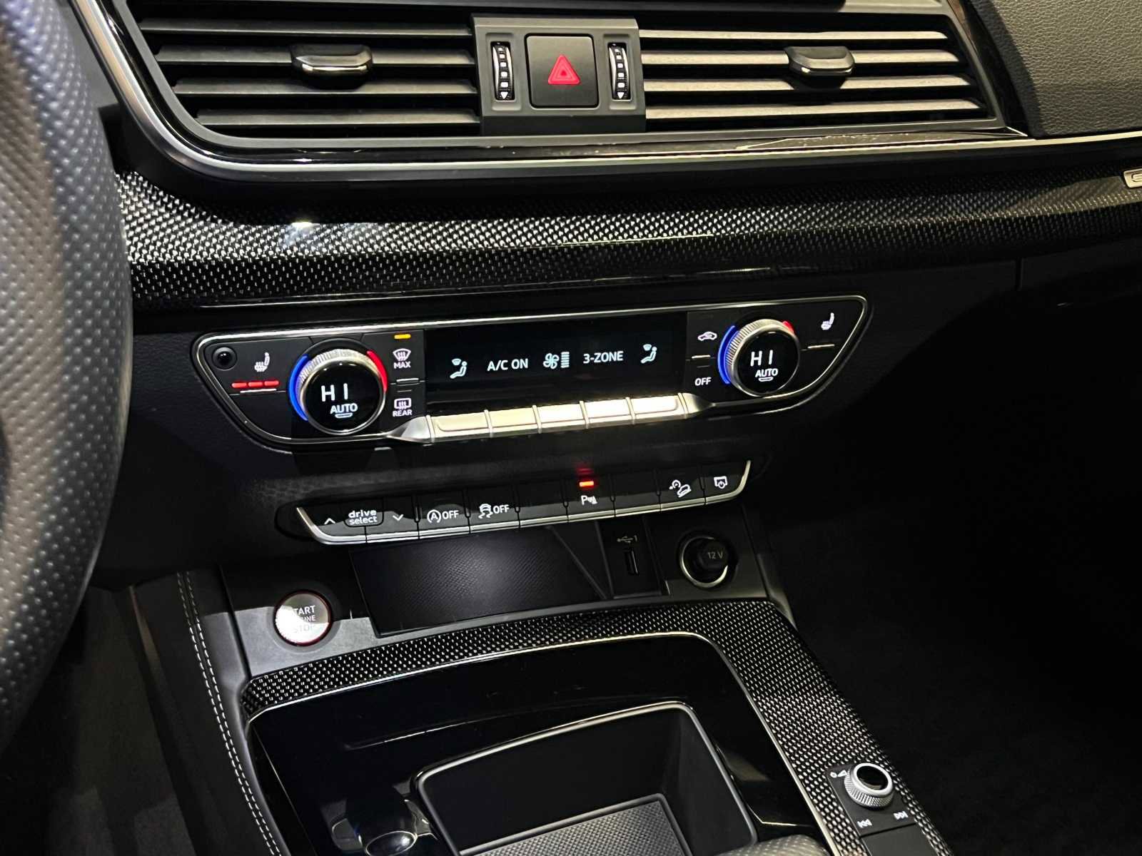 Used 2021 Audi SQ5 Premium Plus w/ Premium Plus Package image 24