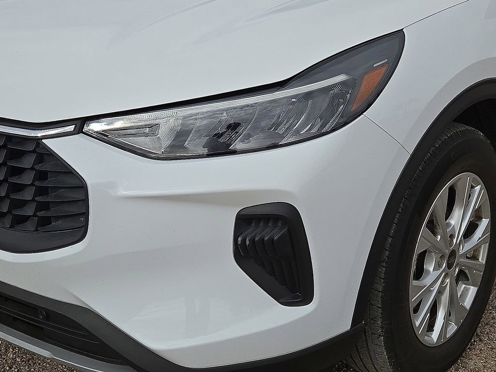 Used 2024 Ford Escape Active w/ Cold Weather Package image 10