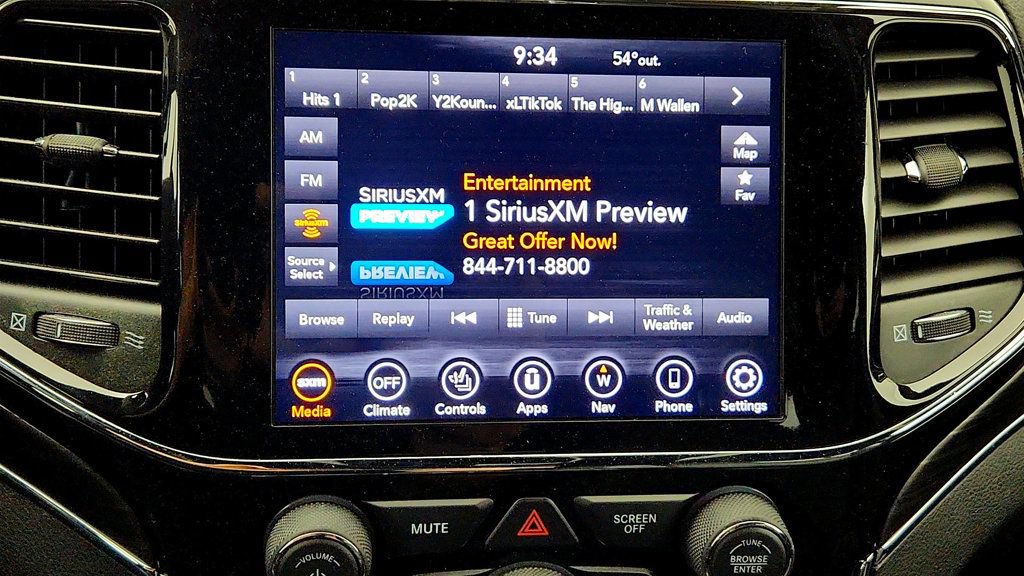 Used 2021 Jeep Grand Cherokee Limited RWD image 18