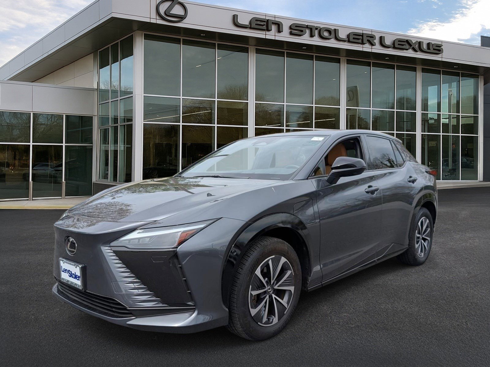 Used 2023 Lexus RZ 450e Premium w/ Technology Package image 7