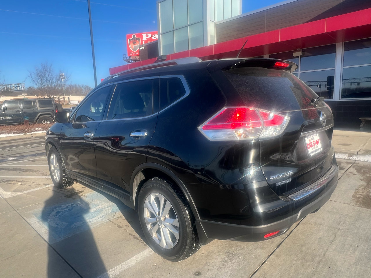 Used 2015 Nissan Rogue SV image 8