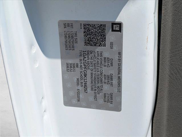 Used 2019 Chevrolet Express 3500 LT w/ LT Preferred Equipment Group RWD image 22