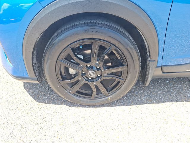 Certified 2023 Nissan Kicks SR w/ SR Premium Package FWD image 15