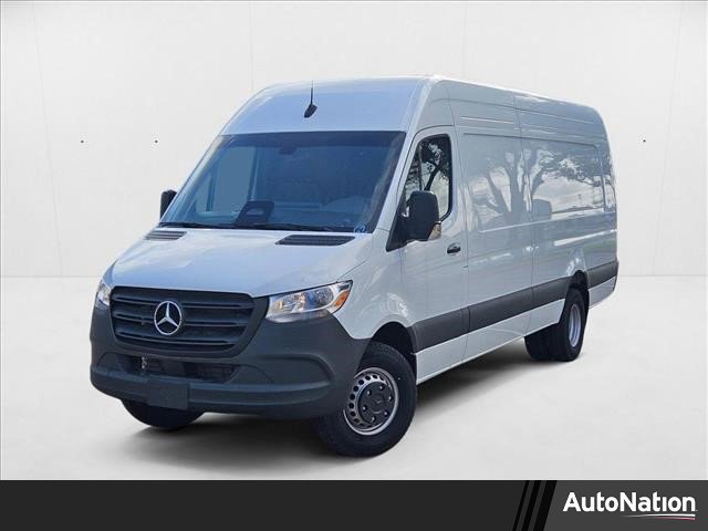 New 2025 Mercedes-Benz Sprinter 4500