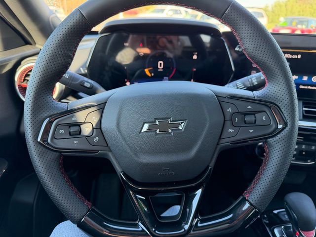 New 2026 Chevrolet Trax RS w/ Sunroof Package image 18