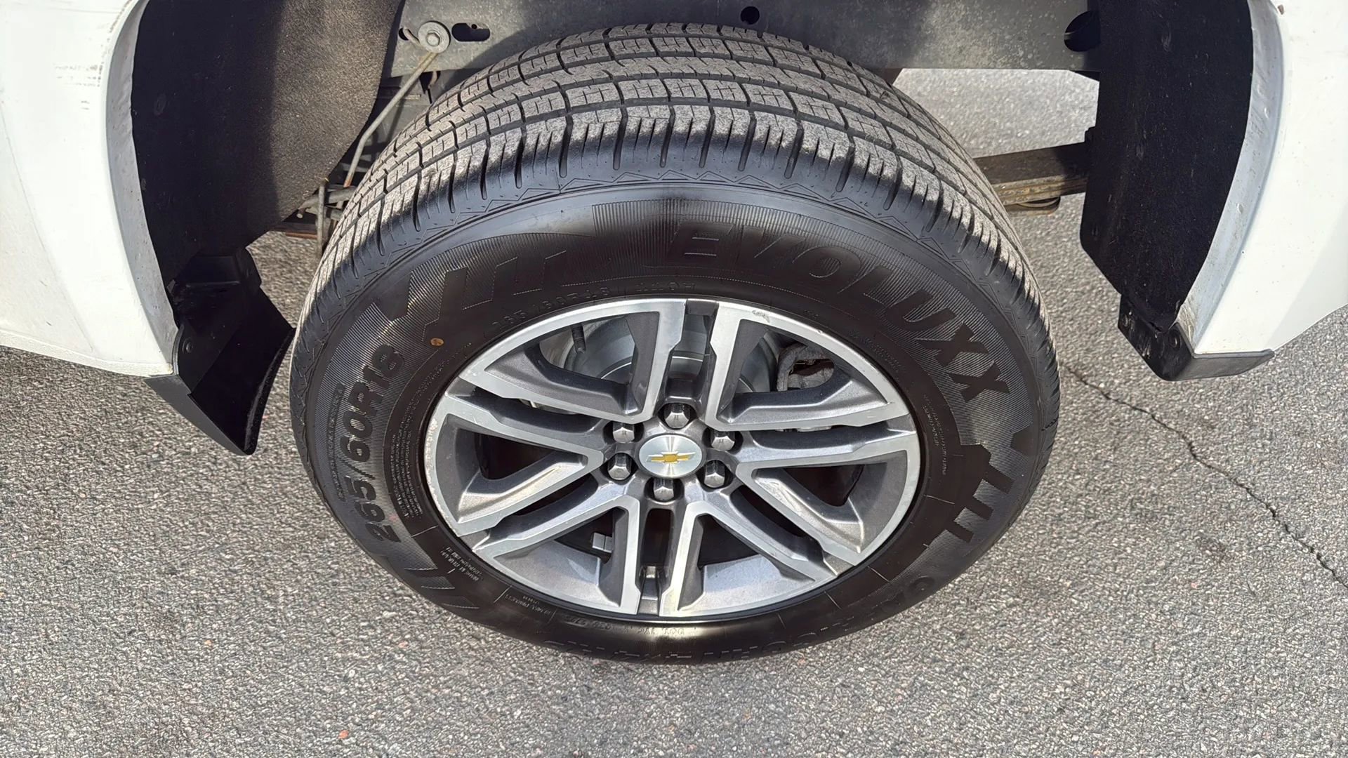 Used 2021 Chevrolet Colorado W/T w/ Custom Special Edition image 9