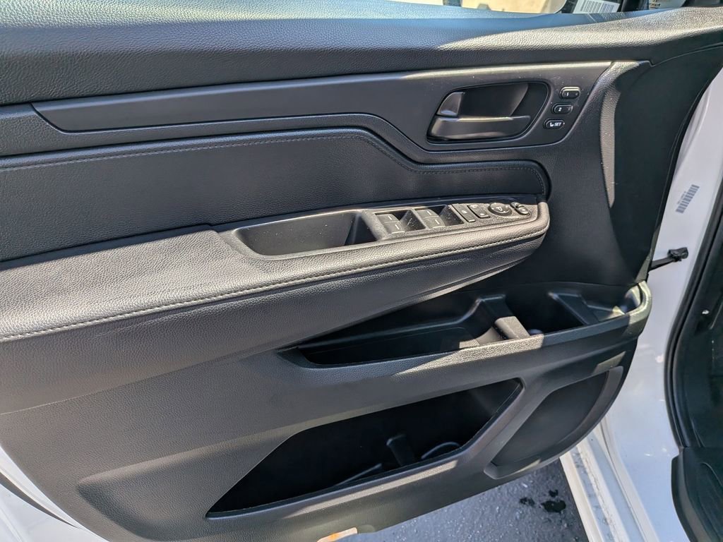 Used 2025 Honda Odyssey Sport-L image 11