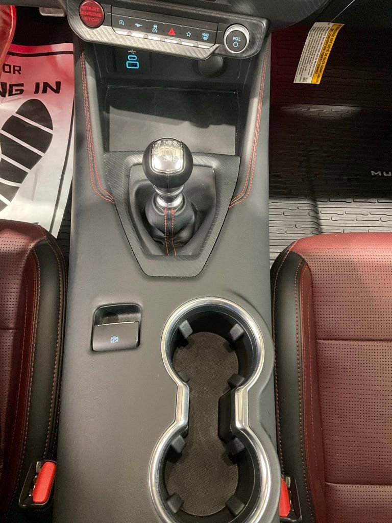 Used 2025 Ford Mustang GT Premium image 19
