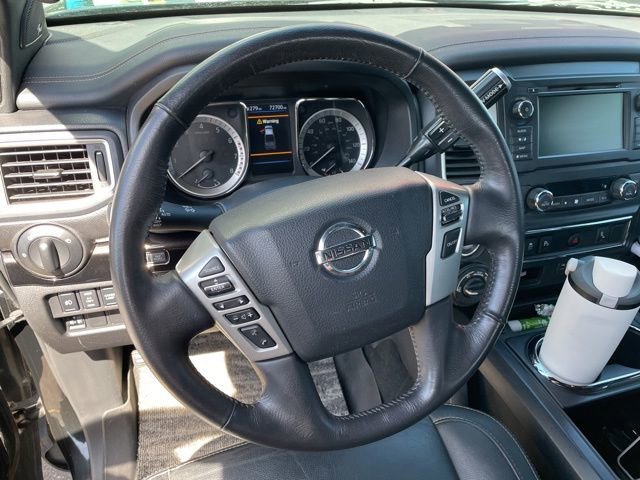 Used 2019 Nissan Titan SL w/ Midnight Edition AWD/4WD image 15
