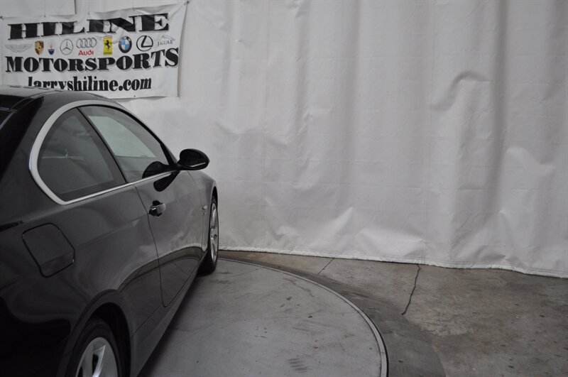 Used 2009 BMW 335i xDrive Coupe AWD/4WD image 13