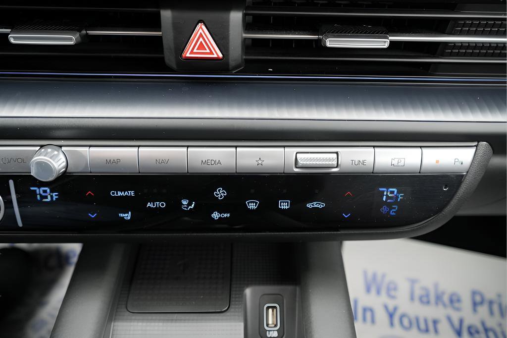 Used 2024 Hyundai Ioniq 6 SEL AWD/4WD image 34