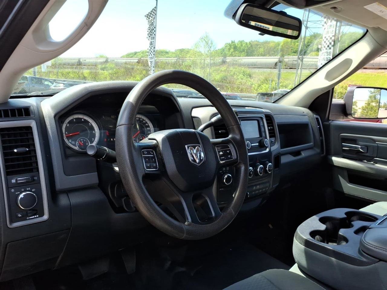 Used 2016 RAM 2500 Tradesman w/ Chrome Appearance Group AWD/4WD image 6