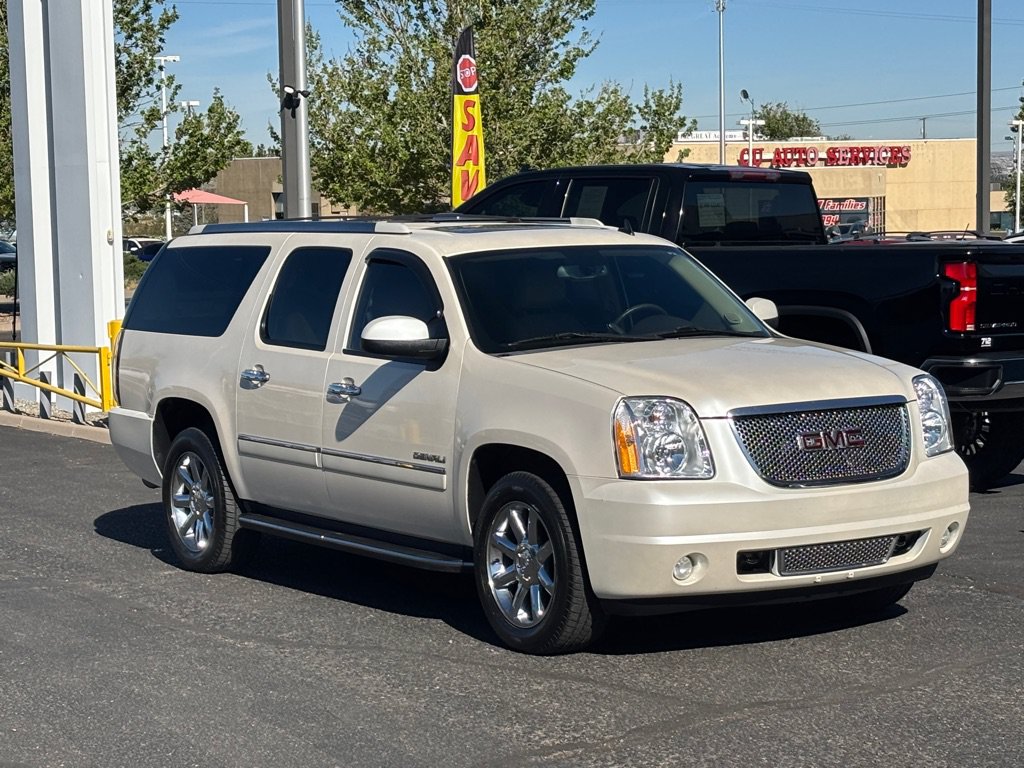 Used 2013 GMC Yukon XL Denali AWD/4WD image 4