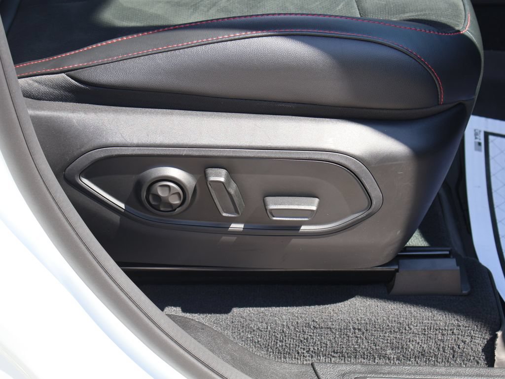 Used 2022 Jeep Grand Cherokee Trailhawk AWD/4WD image 9