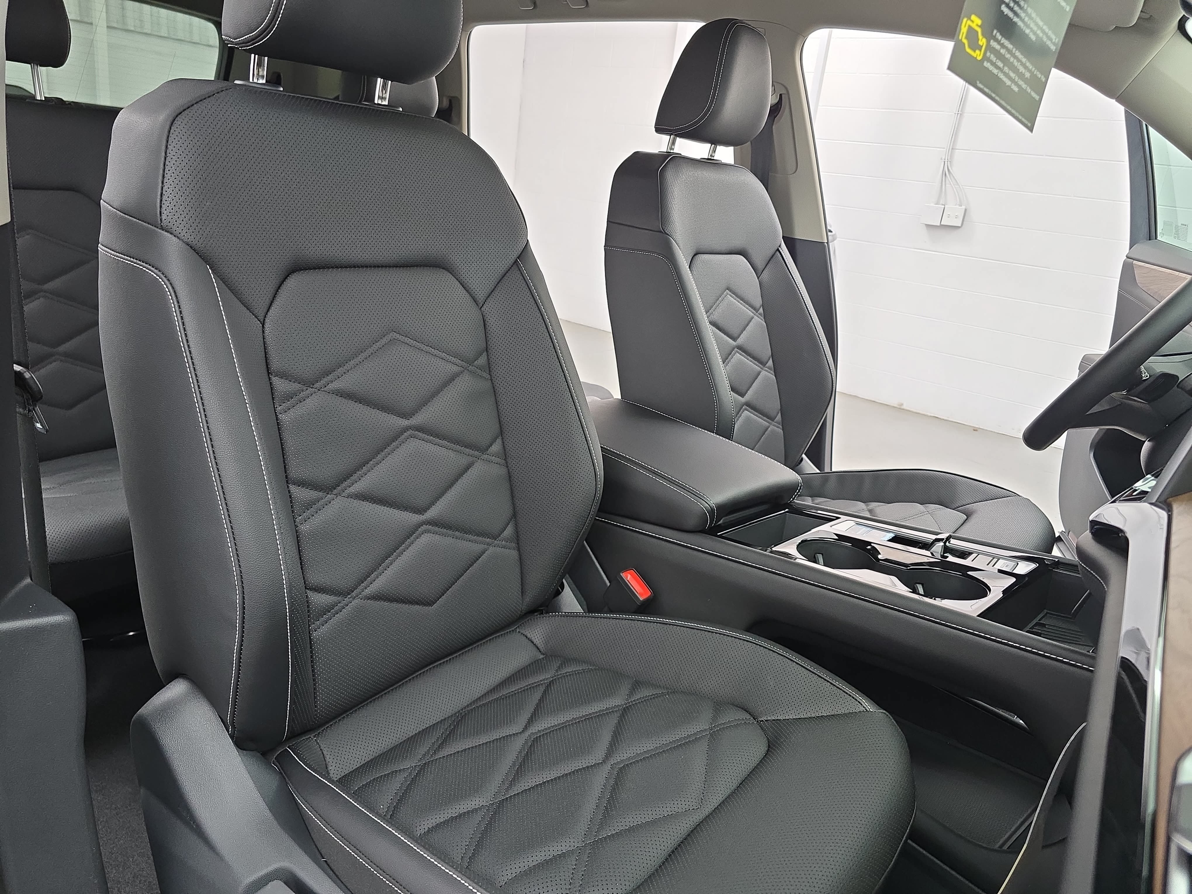 New 2026 Volkswagen Atlas SE FWD image 10