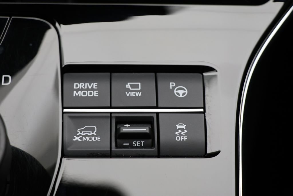 Used 2023 Subaru Solterra AWD image 21