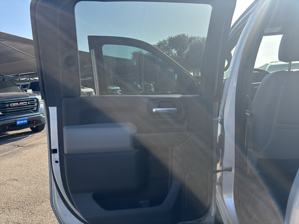 Used 2020 Chevrolet Silverado 2500 LT w/ Texas Edition AWD/4WD image 12