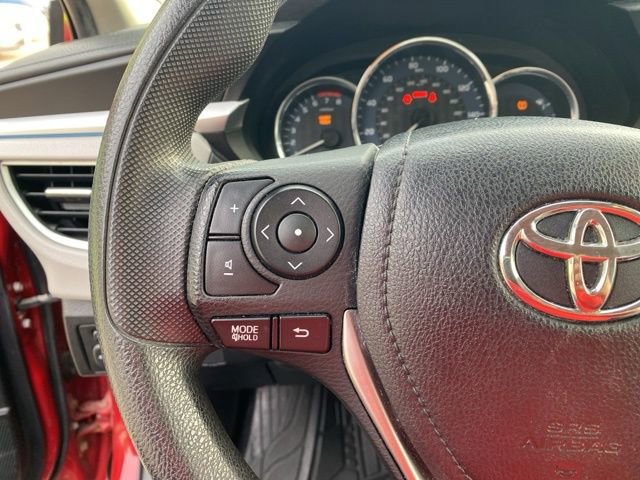Used 2014 Toyota Corolla LE image 20
