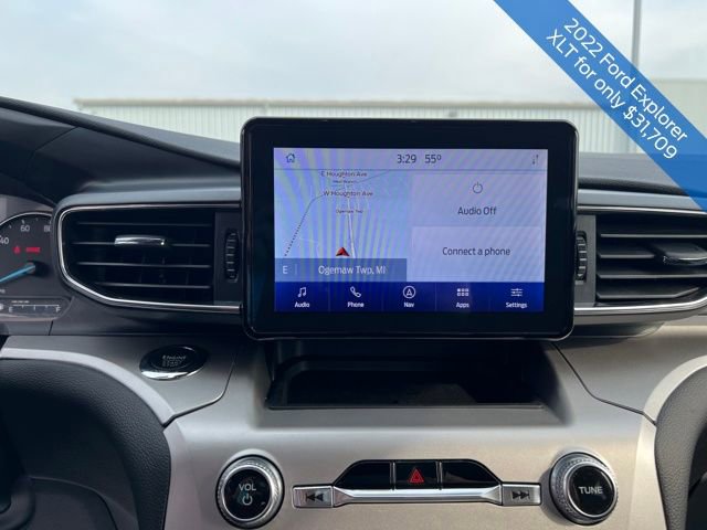 Used 2022 Ford Explorer XLT w/ Equipment Group 202A image 19