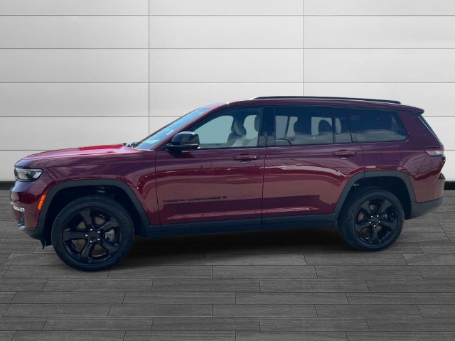 Certified 2025 Jeep Grand Cherokee L Limited w/ Luxury Tech Group II AWD/4WD image 7