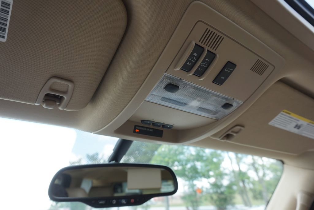 Used 2013 Cadillac Escalade Premium AWD/4WD image 43