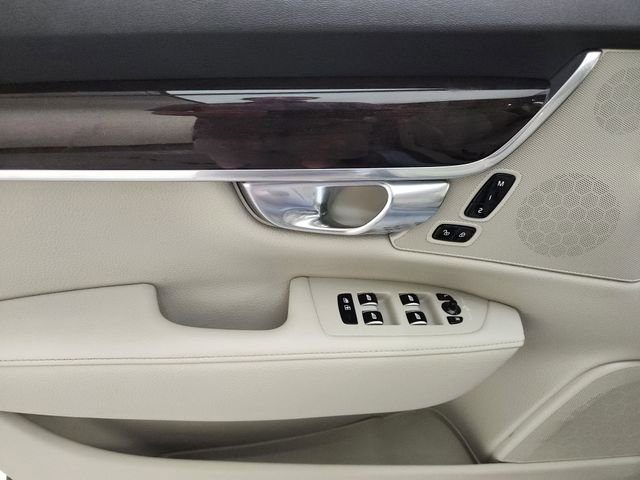 Used 2018 Volvo S90 T5 Momentum w/ Convenience Package AWD/4WD image 24