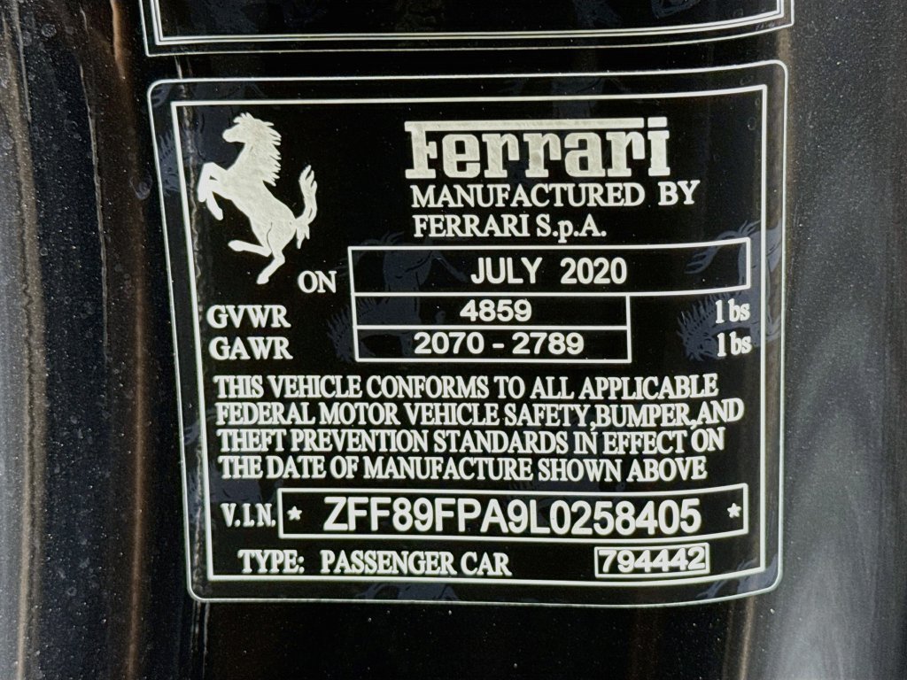 Used 2020 Ferrari Portofino RWD image 30