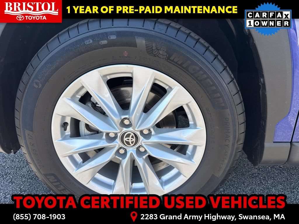 Certified 2025 Toyota Corolla Cross LE AWD/4WD image 12